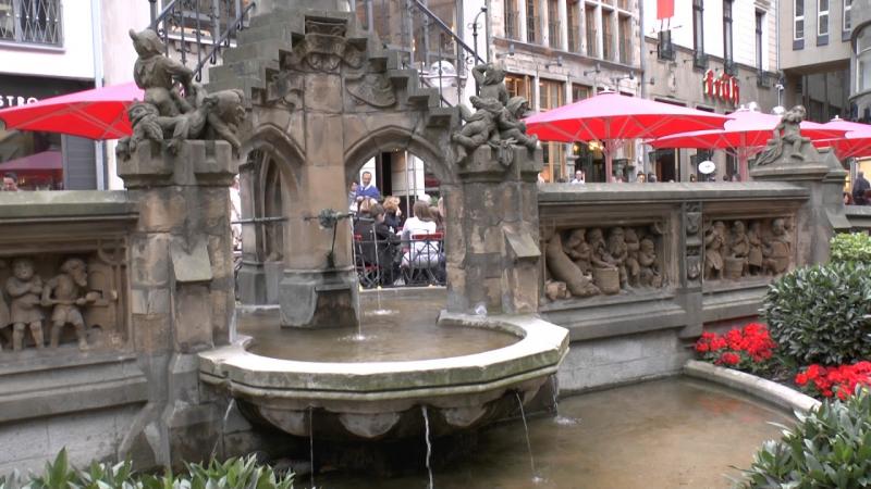Heinzelmännchenbrunnen