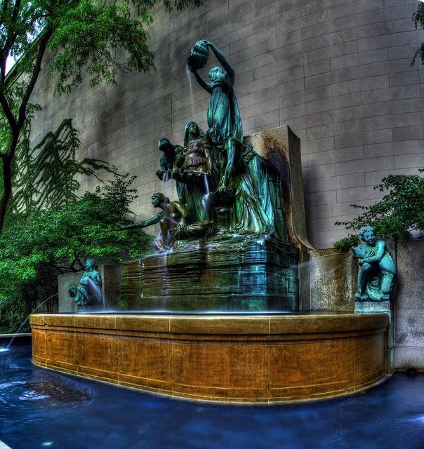 Great Lakes Fountain