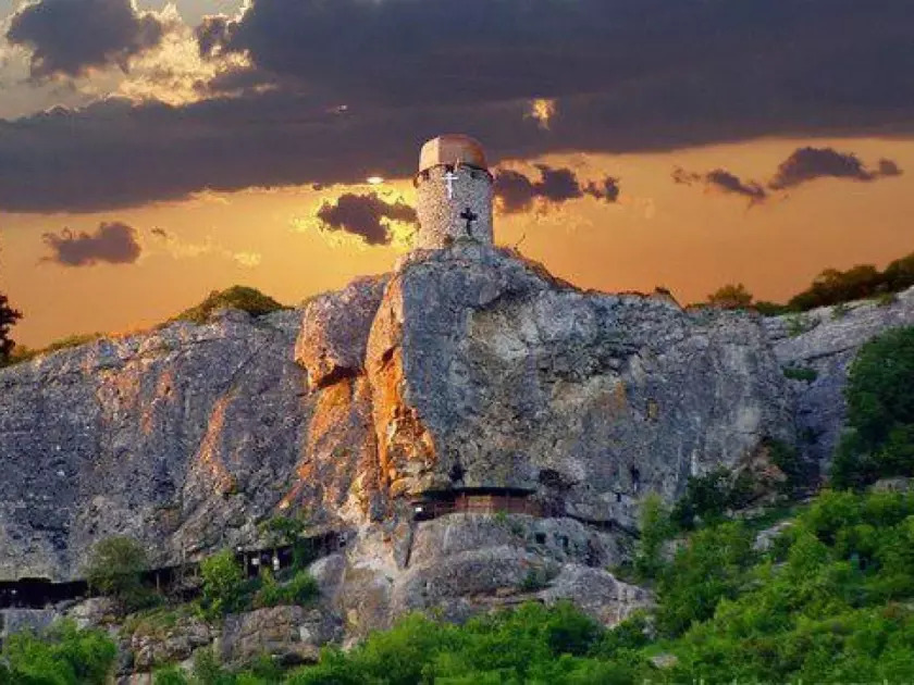 Пещерный монастырь Шулдан