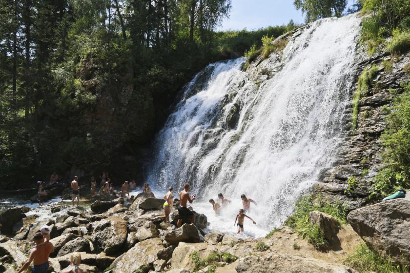 Пещерский водопад