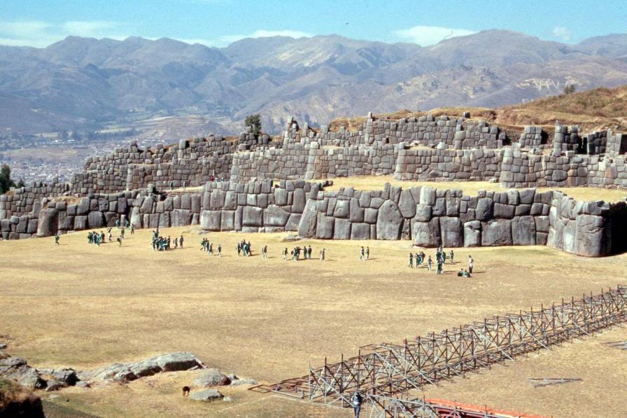 Саксайуаман (Sacsayhuaman)