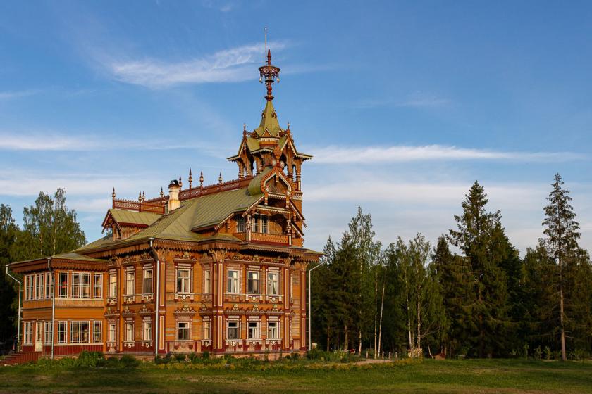 Лесной терем Асташово