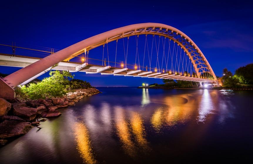 Humber Bay Arch Bridge (река Хамбер)