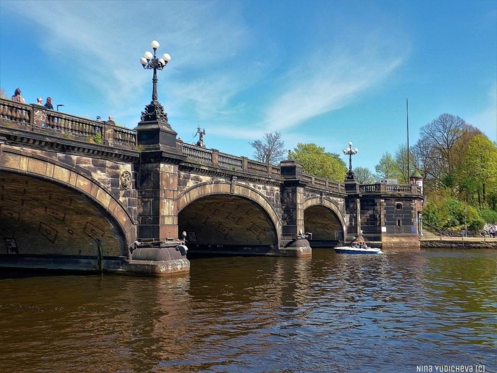 Мост Lombardsbrücke (река Эльба)